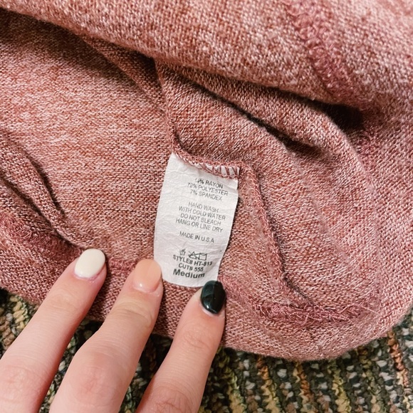 Vanilla Sky Patched Crewneck - Picture 5 of 5